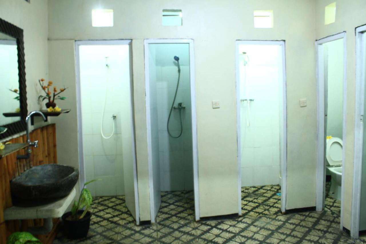 Bali Green Hostel เซมินยัค ภายนอก รูปภาพ